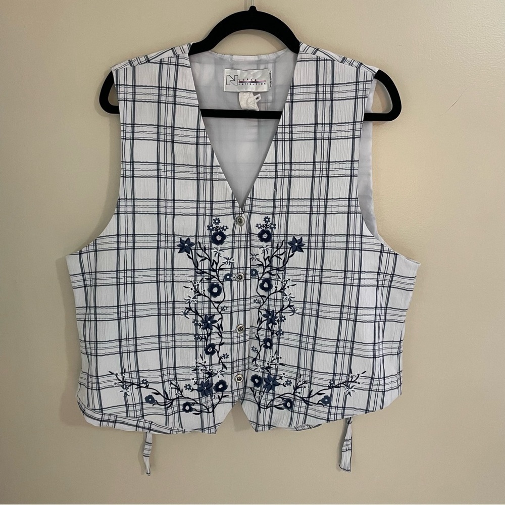 Nyguard Collection Embroidered  Button Down White/Navy Tie Strap Back Vest